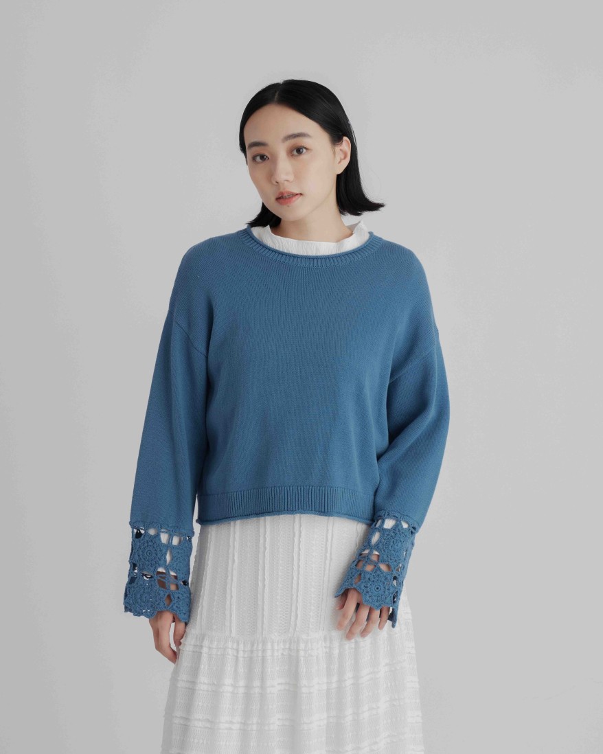 Knitwears INTIQUE | Crochet Cuff Sweater