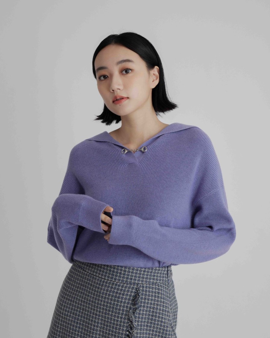 Knitwears INTIQUE | Buckle Trimmed Sweater